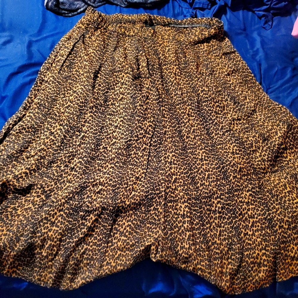 Cheetah print. It is dark like the first picture